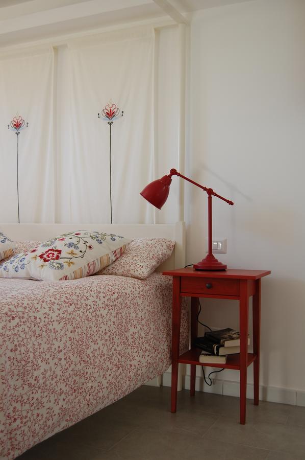 Bed & Breakfast La Volpe E L'Uva Санта-Маринелла Экстерьер фото