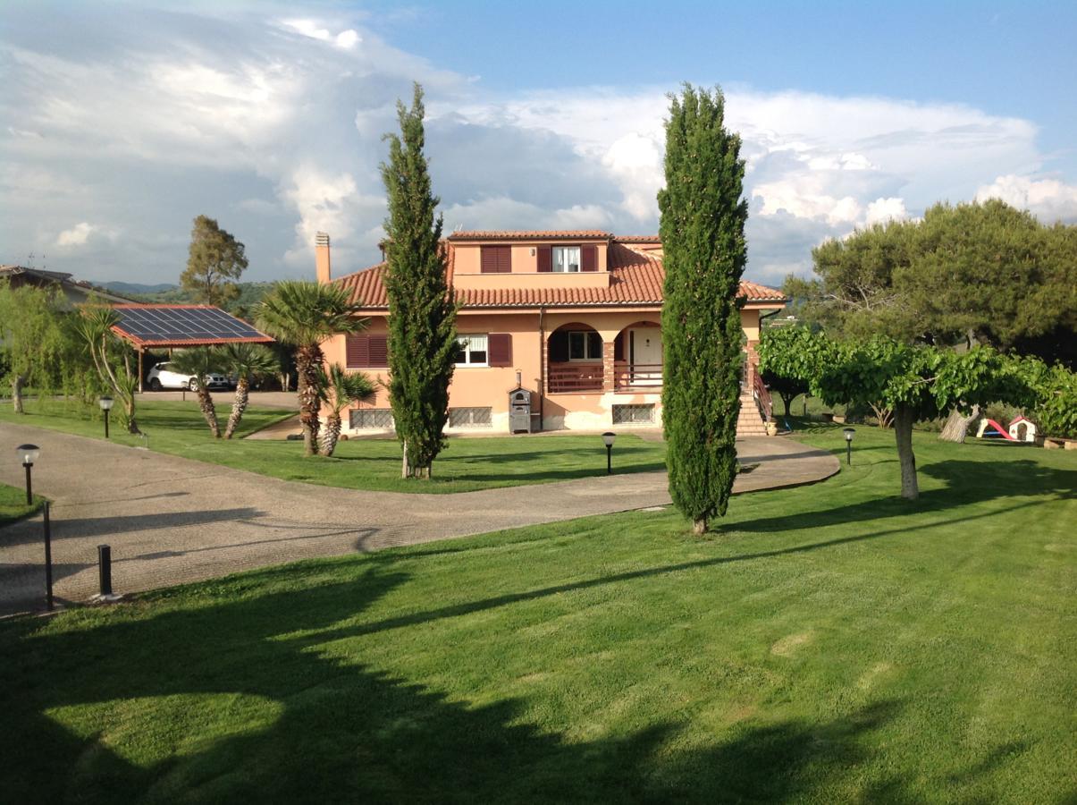 Bed & Breakfast La Volpe E L'Uva Санта-Маринелла Экстерьер фото